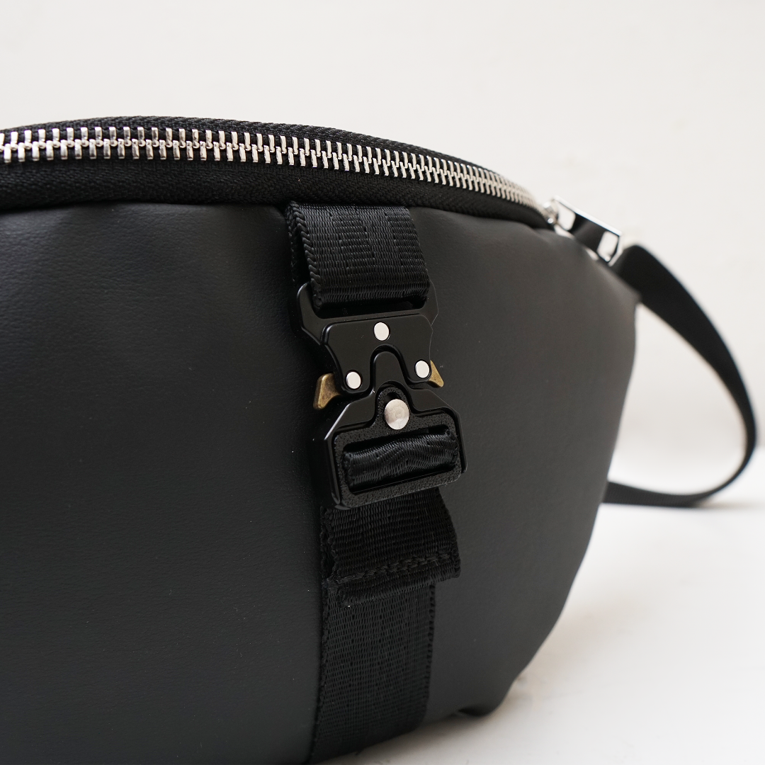 Premium black Fanny bag