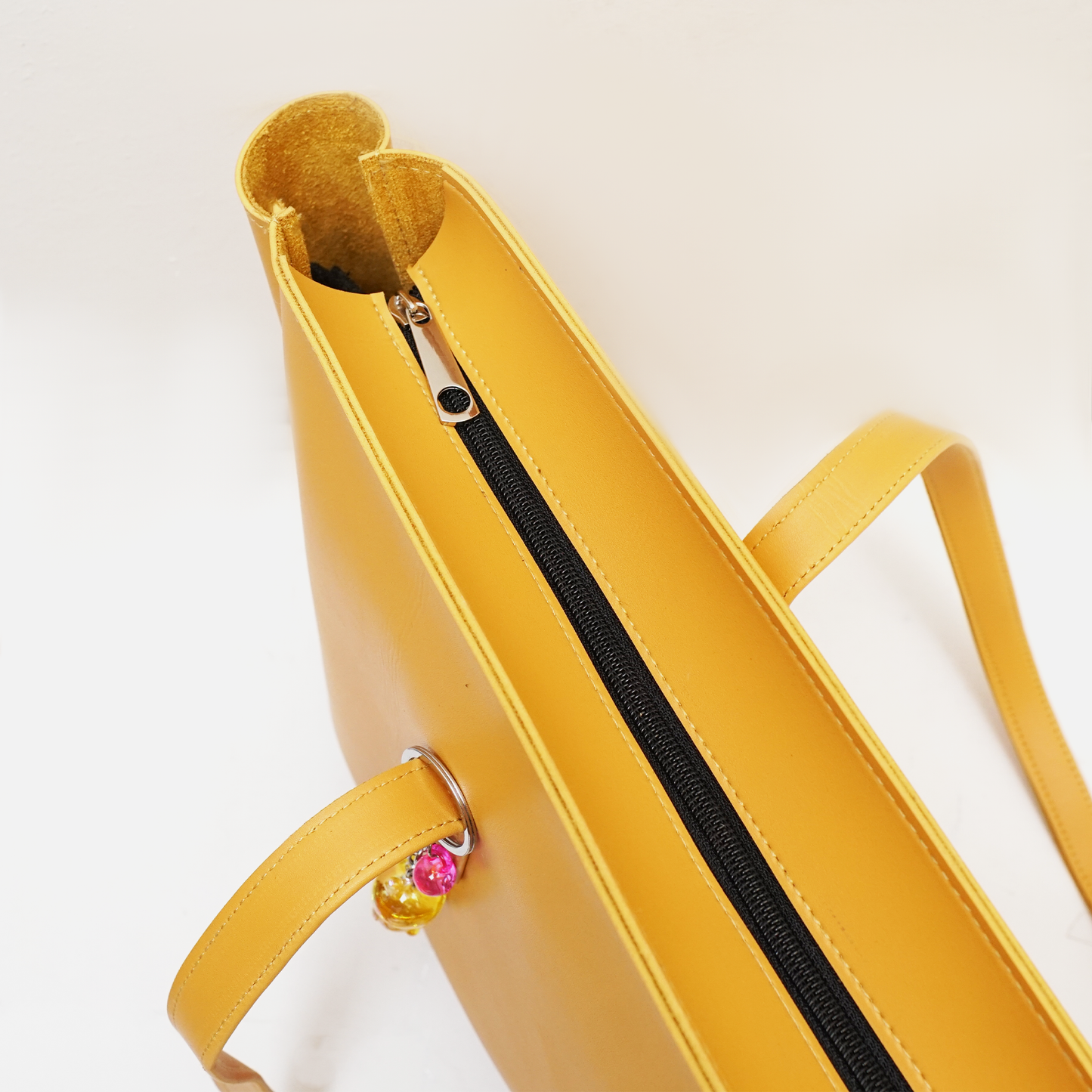 Basic yellow tote bag