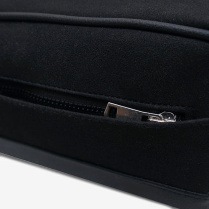 BERRY TOILETRY BAG