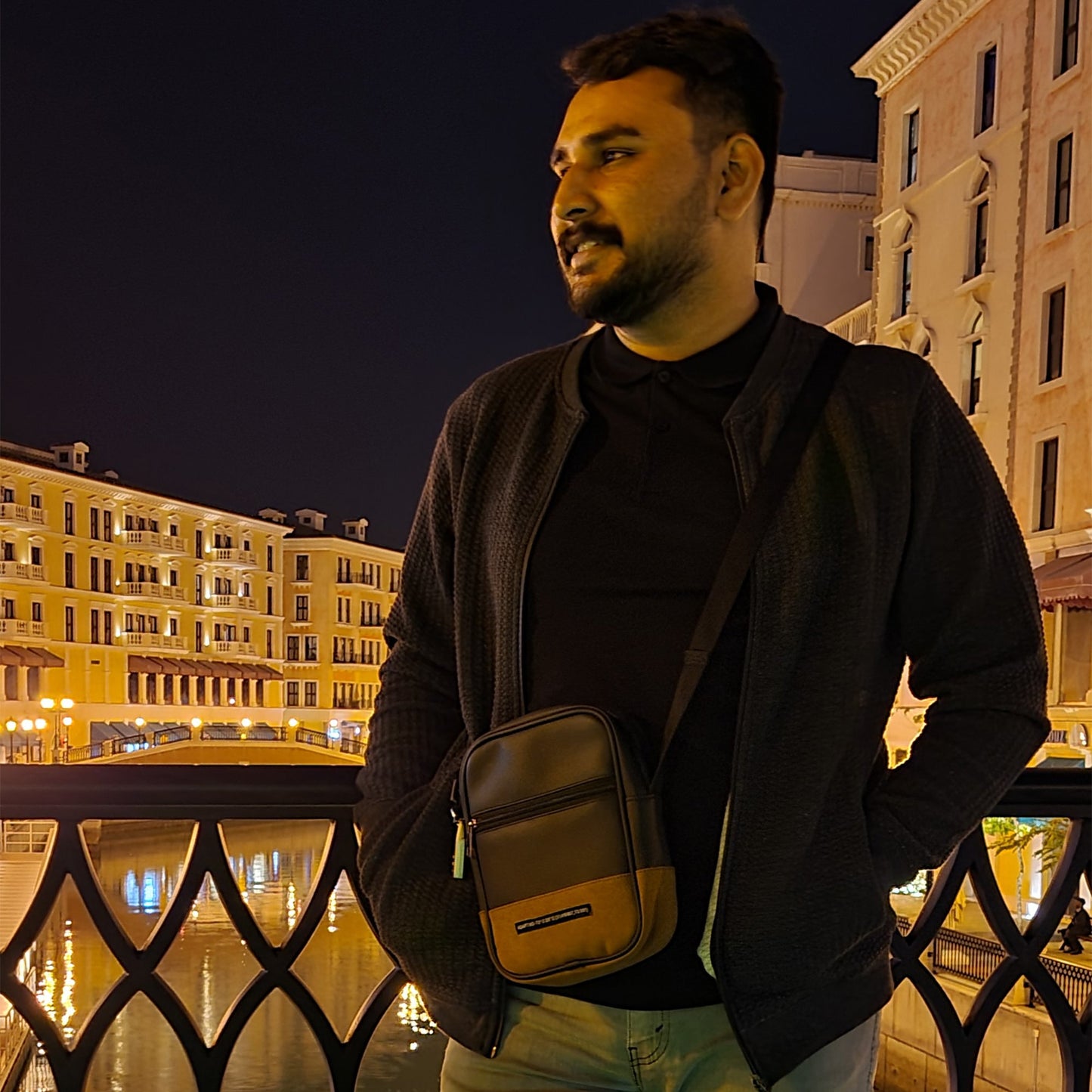 Tokyo Cross Bag with Airpods Pouch