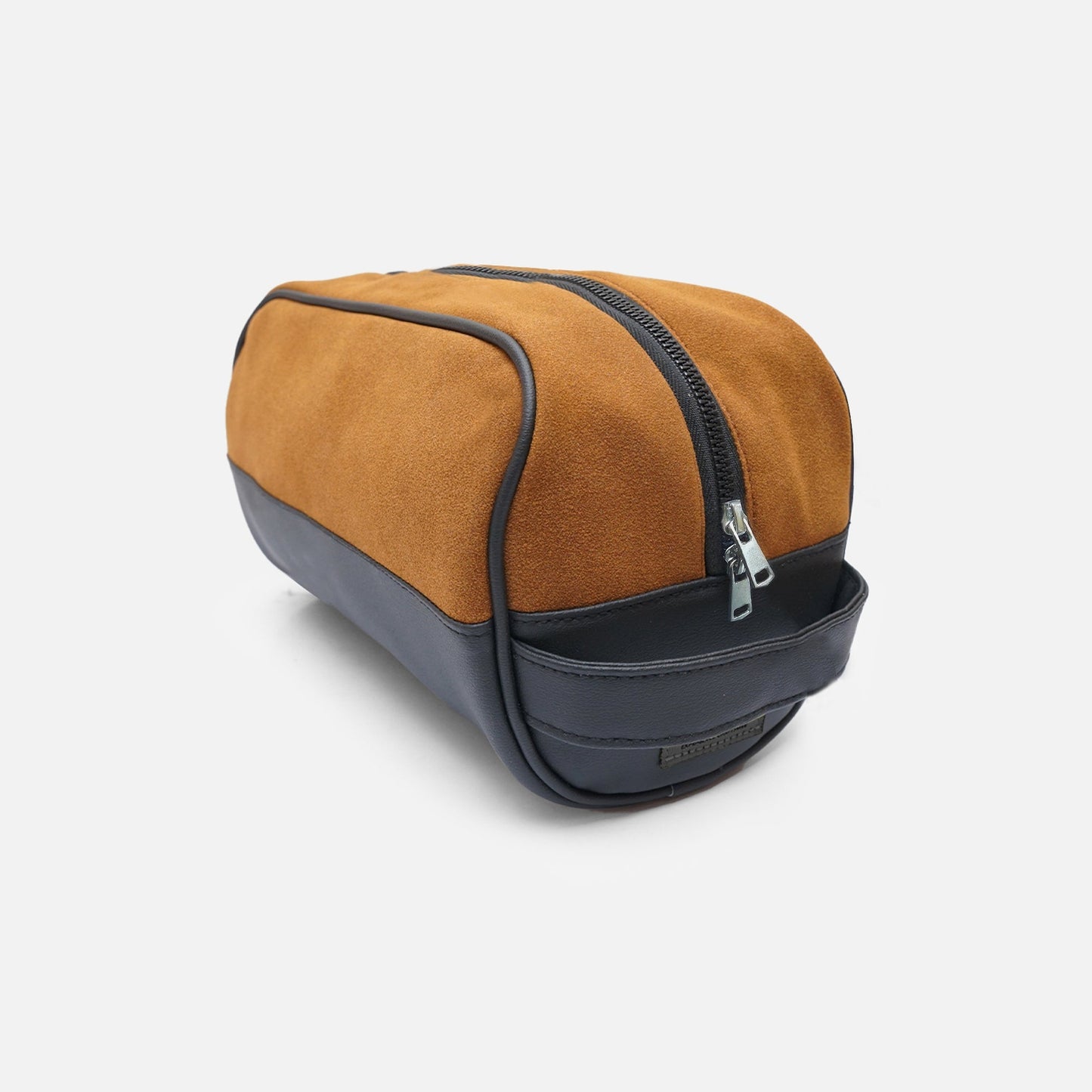 BERRY TOILETRY BAG